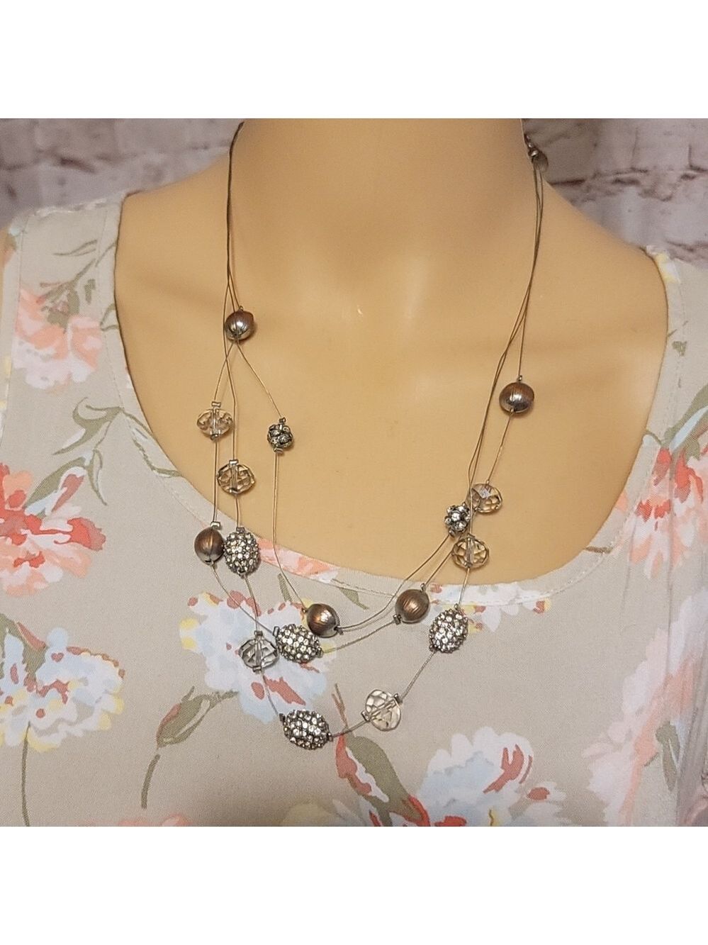 Chinos necklace